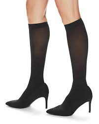 Sigvaris (20-30mmHg) | Women's Soft Opaque (Knee-High)
