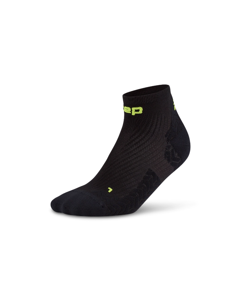 CEP | (15-20mmHg) Men's Run Ultralight Sock 4.0 - Low Cut