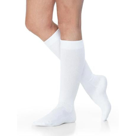 Sigvaris Health (8-15mmHg) | Unisex Eversoft Diabetic Socks (Knee-High)