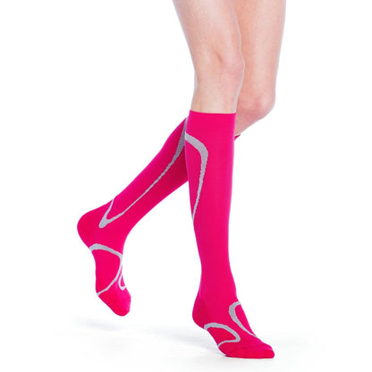 Sigvaris (20-30mmHg) | Unisex High Tech (Knee-High)