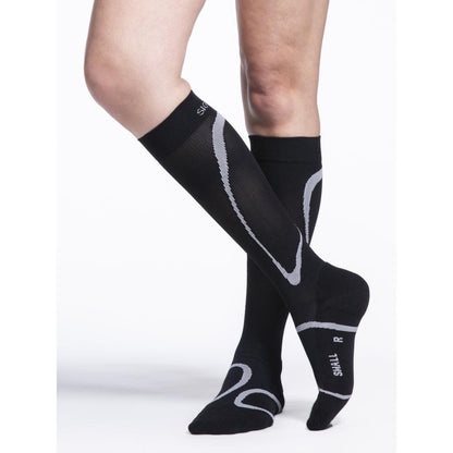 Sigvaris (20-30mmHg) | Unisex High Tech (Knee-High)