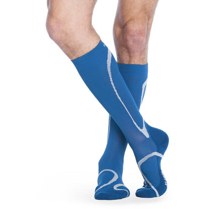 Sigvaris (20-30mmHg) | Unisex High Tech (Knee-High)