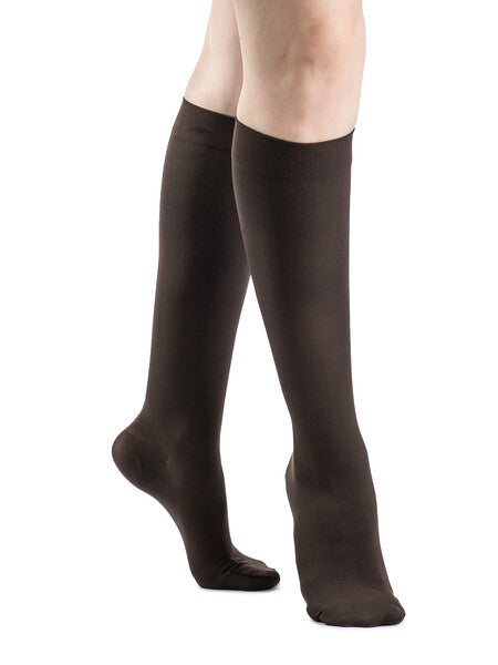 Sigvaris (20-30mmHg) | Women's Soft Opaque (Knee-High)